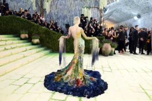 emma chamberlain met gala 2026
