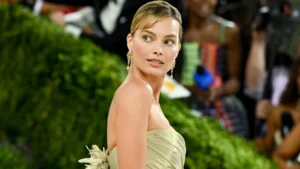 margot robbie 2026 met gala